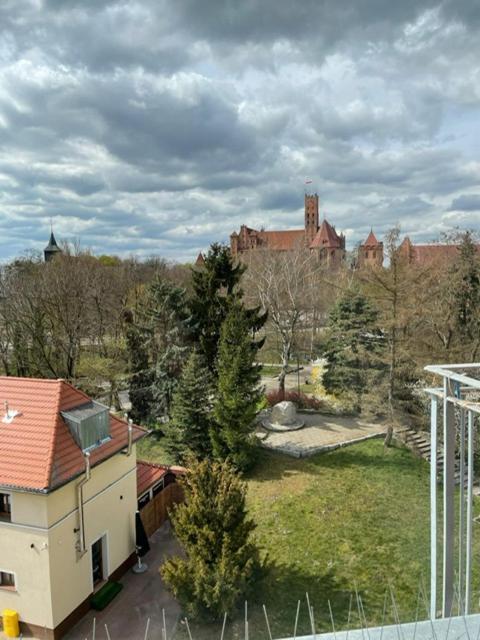Appartement Apartament Z Widokiem Na Zamek Gn à Malbork Extérieur photo